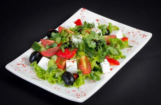 Салат греческий