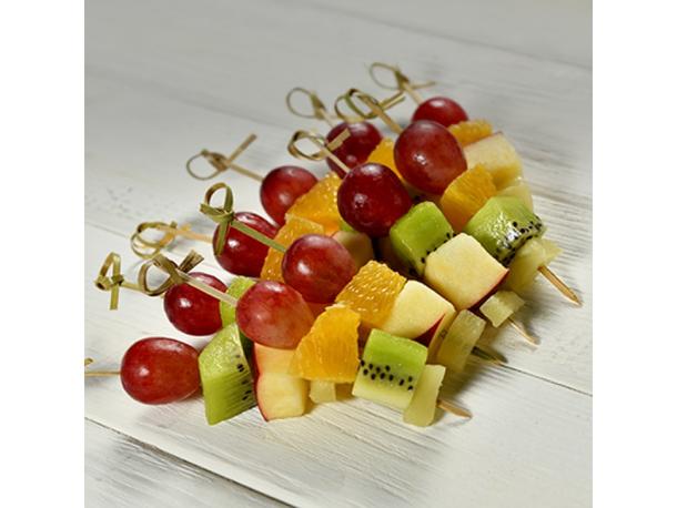 Канапе сезонных фруктов