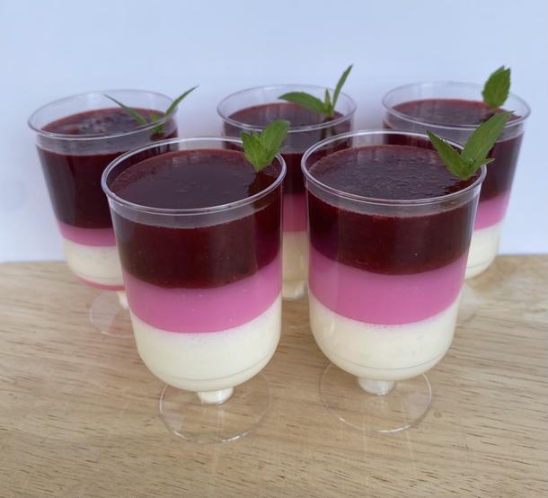 Ягодная Панакотта (1 шт.)