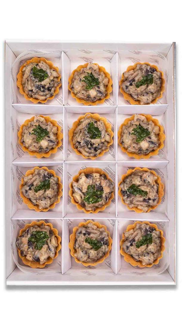Жульен с курицей и грибами в тарталетке Жульен с курицей и грибами в тарталетке
