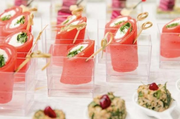 Рулетики с рукколой и сливочным сыром Рулетики с рукколой и сливочным сыром