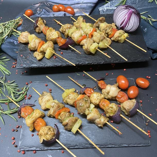 Куриные пикантные шашлычки