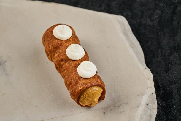 Канолли с паштетом из печени цыпленка Канолли с паштетом из печени цыпленка