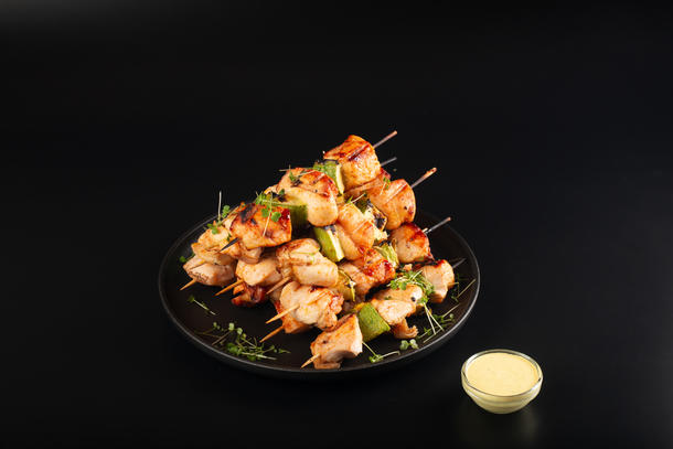 Шашлычок из куриной грудки с кабачком Шашлычок из куриной грудки с кабачком