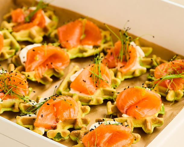 Бокс №19 Вафля шпинатная с форелью