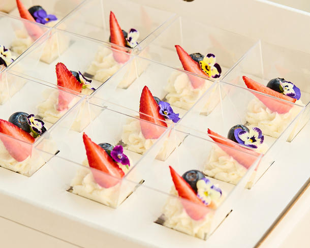 Бокс №29 Творожный мусс с ягодами