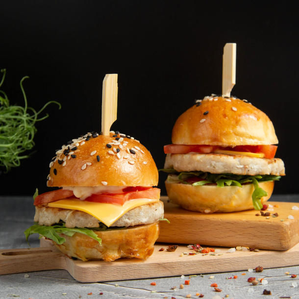 Мини бургер с курой