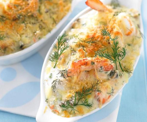 Гратен с красной рыбой и овощами