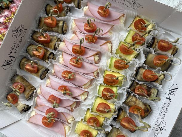 Бокс нежных рулетиков 36 шт