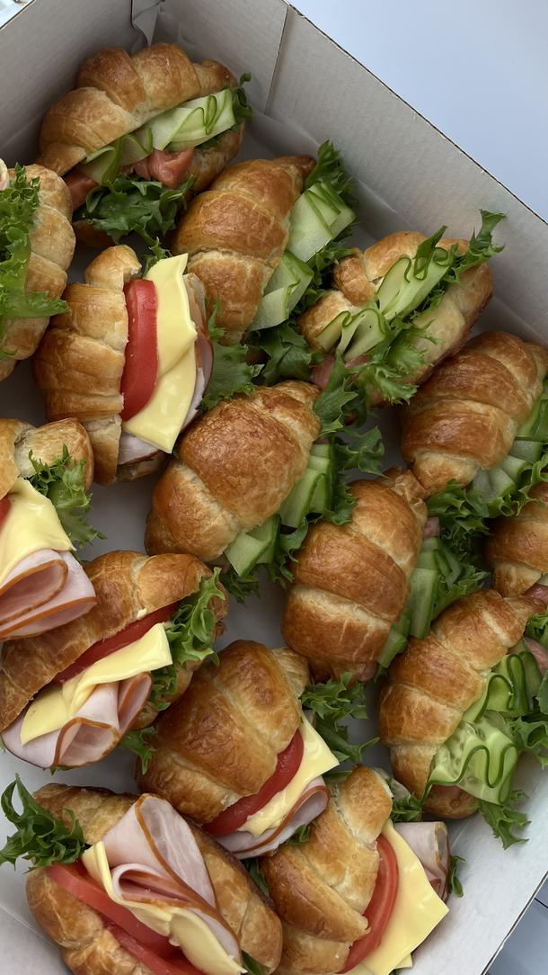 Мини-круассаны микс 16 шт Мини-круассаны микс 16 шт