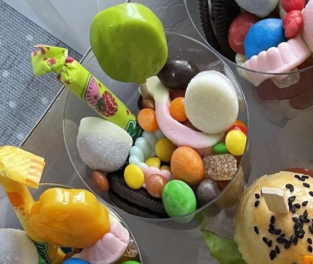 Сладкий стаканчик