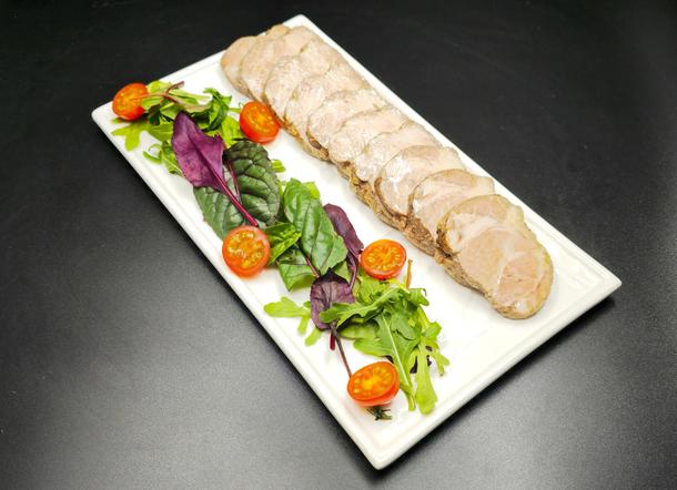 Буженина на итальянский манер с розмарином