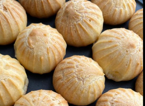 Профитроль с муссом из краба Профитроль с муссом из краба