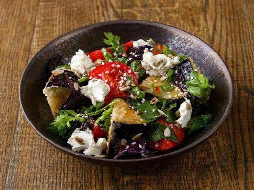 Хрустящие баклажаны с крем сыром и орехами