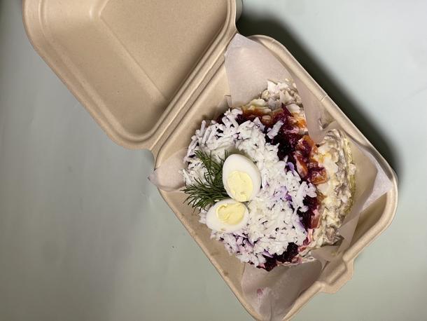 Бенто салат «Седедка под шубой»