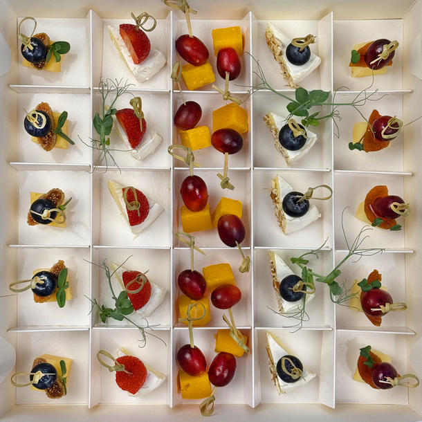 Фуршетный бокс № 7 Сыр канапе