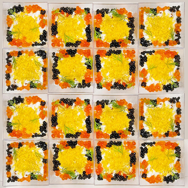 Фуршетный бокс № 8 Салат мимоза с лососем