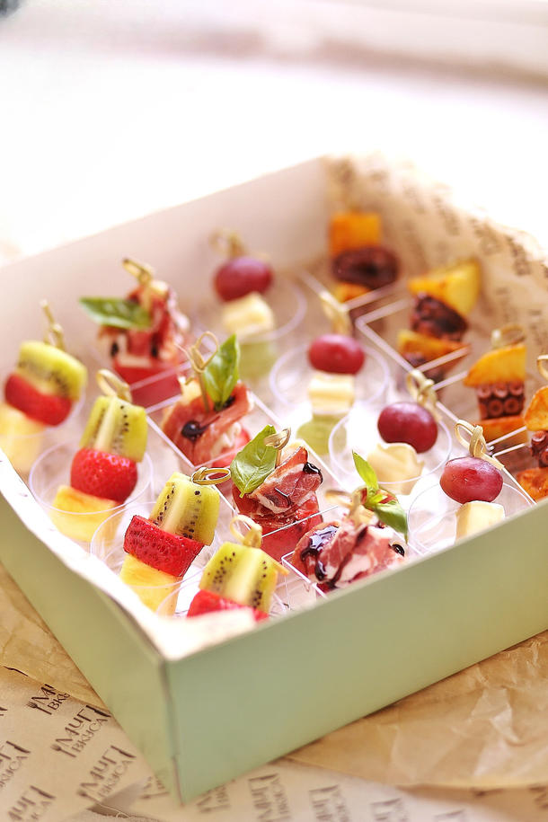 Сет канапе "Гламур" (16 шт) Сет канапе "Гламур" (16 шт)