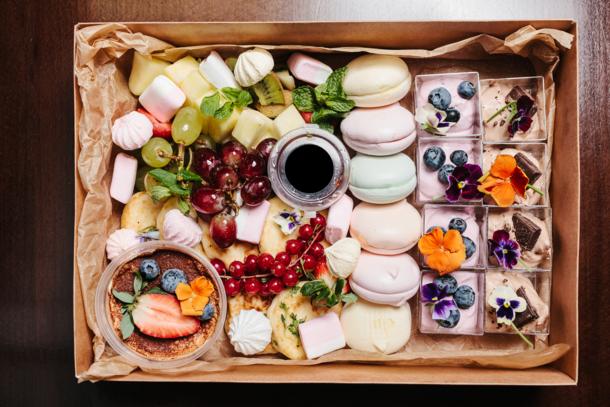 EAT BOX - Десертный (1400гр.)