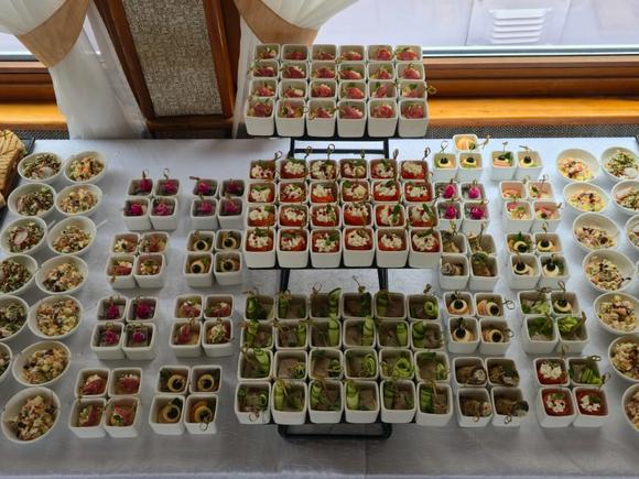 Доставка боксов - фуршет от 30 персон в Санкт-Петербурге