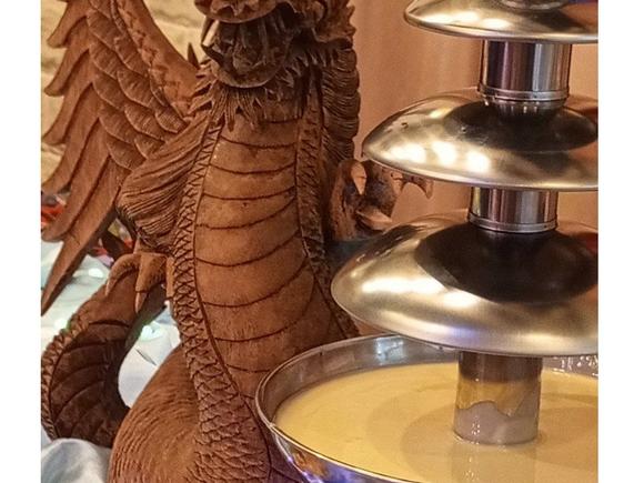 Белый шоколадный фонтан 48 см на 20 персон в Санкт-Петербурге