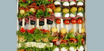 Изящный канапе-сет на 8-12 персон