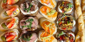 Фуршетный сет с десертами на 20-25 персон