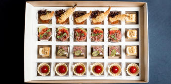 Доставка блюд и напитков на 20 персон