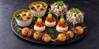 Фуршет с мясными канапе и жюльеном на 10 персон