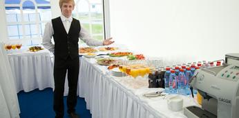 Кофе-брейк с обслуживанием премиум на 30 персон