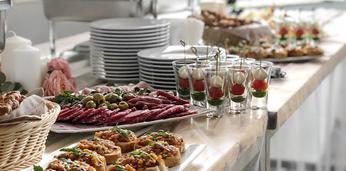 Фуршет на 25 персон с обслуживанием