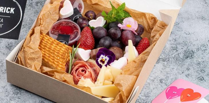 СЕТ "Love" в Санкт-Петербурге