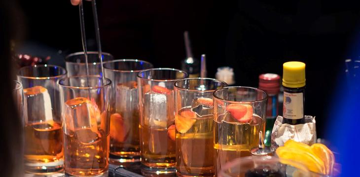 Заказать 400 авторских коктейлей на 100 персон в г. г Санкт-Петербург